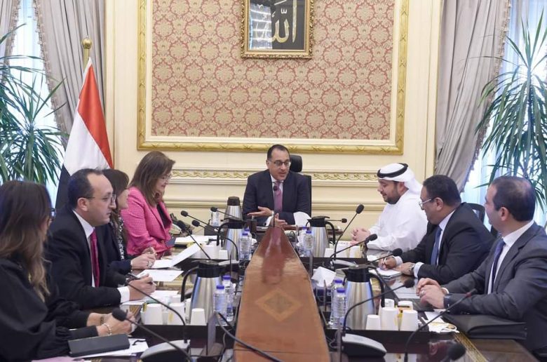 رئيس الوزراء: تنفيذ العديد من الخطوات لتهيئة مناخ جاذب للاستثمارات