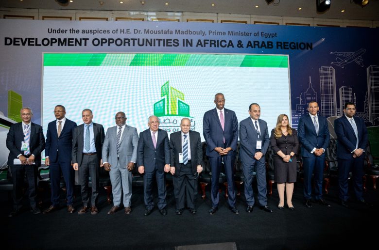 جانب من الدورة السابقة لمتلقى بناة مصر