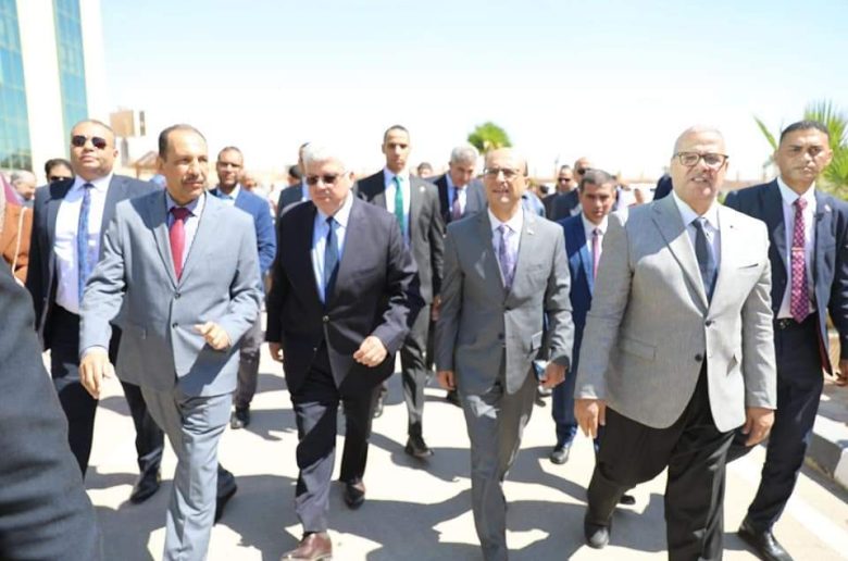 وزير التعليم العالي يتفقد جامعة سفنكس لمتابعة انتظام سير العملية التعليمية