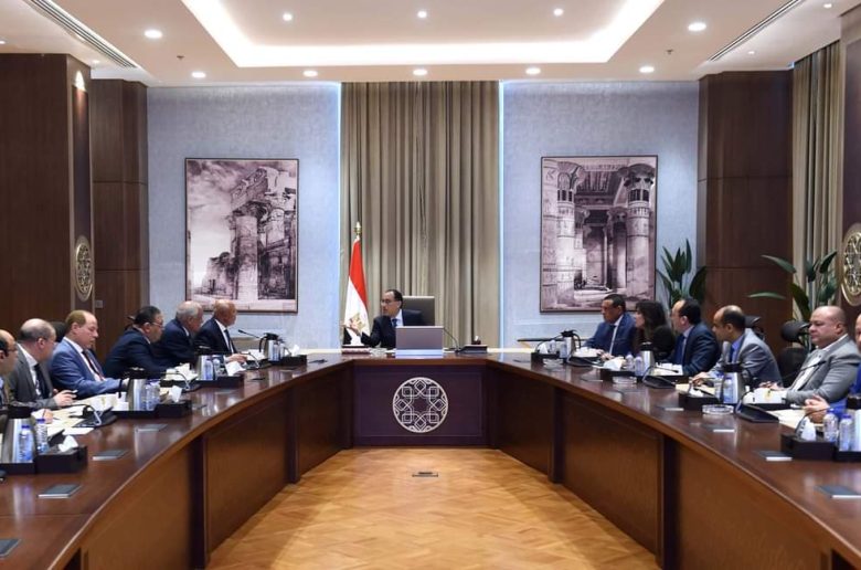 رئيس الوزراء يتابع تطوير المنطقة والطرق المحيطة بالمتحف المصري الكبير