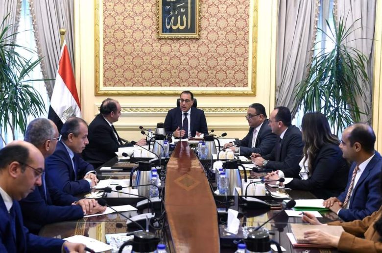 رئيس الوزراء يوجه بوضع خطة متكاملة لتفعيل عمل شركة «جسور»