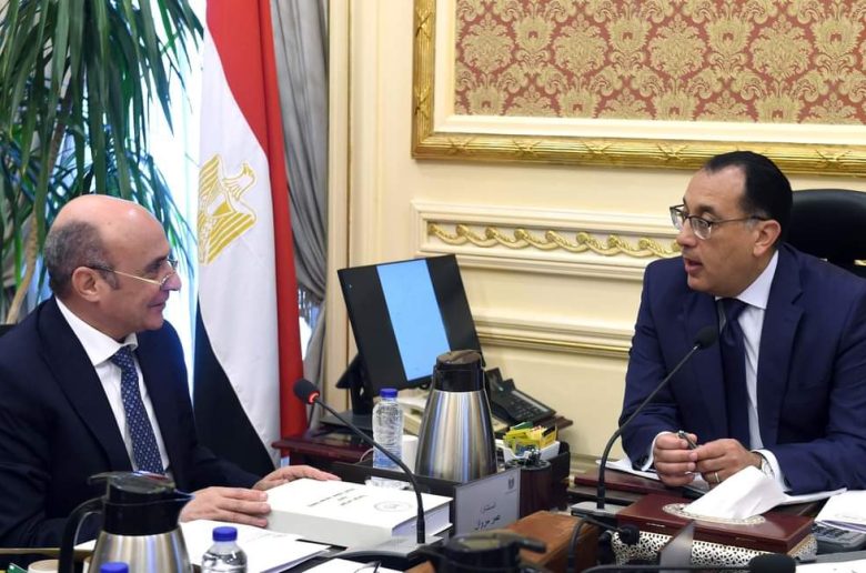رئيس الوزراء: الشق التشريعي «ركيزة» رئيسية لجهود تهيئة المناخ الجاذب للاستثمار