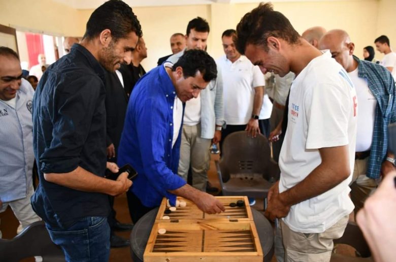 وزير الشباب يفتتح أكبر مركز تخاطب لقادرون باختلاف بحي الريسة بالعريش