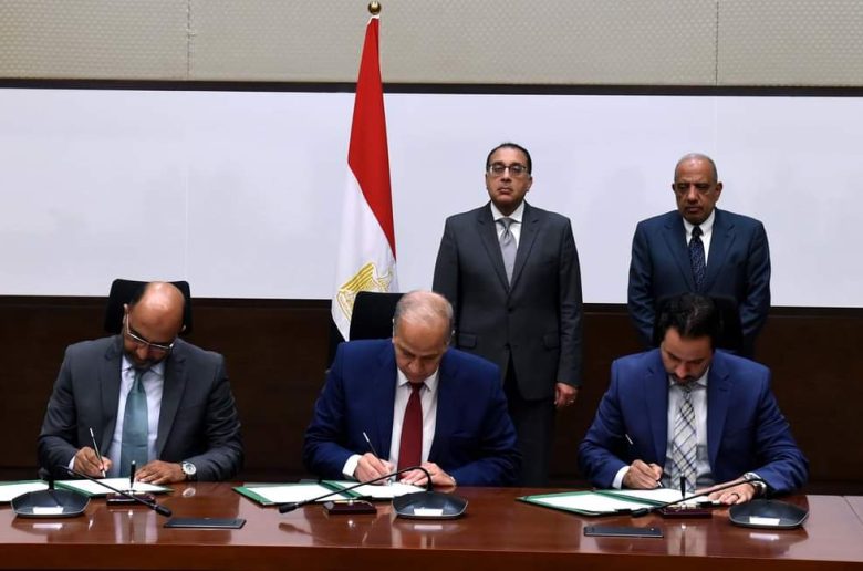 رئيس الوزراء يشهد توقيع عقد لتوريد غاز الهيدروجين وإنشاء وحدة خاصة لتجهيزه