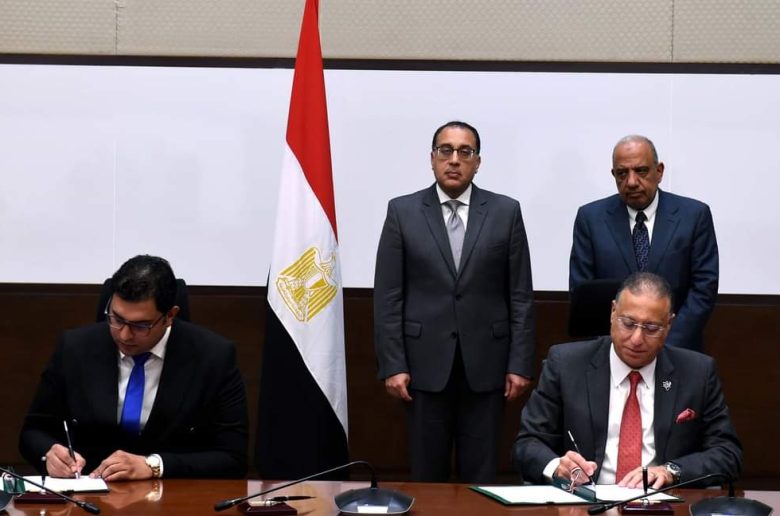 توقيع عقد اتفاق لتأسيس شركة لإنشاء وإدارة وتشغيل مصنع لإنتاج أسياخ الحديد