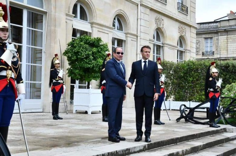 الرئيس السيسي: نشجع الشركات الفرنسية على الاستفادة من الفرص الاستثمارية بمصر