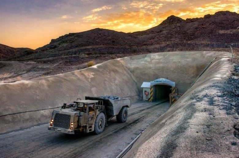 التنقب عن المعادن