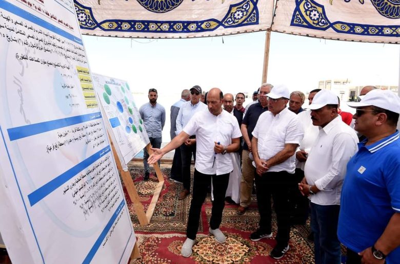 رئيس الوزراء يتفقد مشروع الصرف الصحي المتكامل لمدينة سيوة