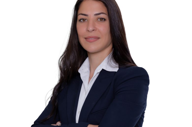 مي حمدي، المدير التنفيذي لقسم أسواق الدين بقطاع الترويج وتغطية الاكتتاب في EFG Hermes