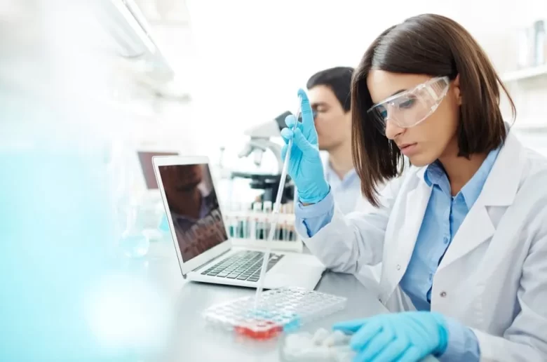 مصاريف وتنسيق كلية تكنولوجيا العلوم الصحية