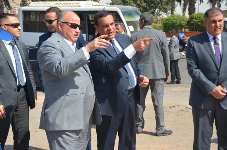 وزير التنمية المحلية يتفقد المشروعات الخدمية وأعمال التطوير الجارية بالقاهرة