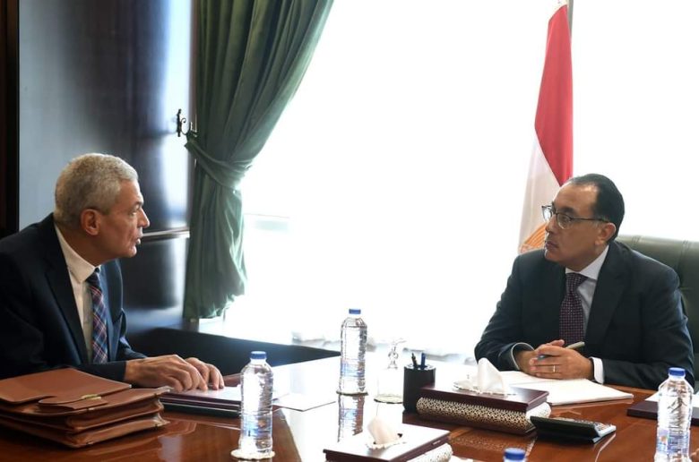 رئيس الوزراء يتابع العمل بعدد من ملفات عمل الهيئة المصرية للشراء الموحد