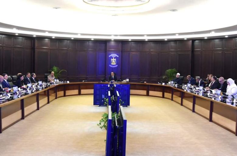 الحكومة توافق على تثبيت أسعار بيع الكهرباء المطبقة حاليا حتى 2024