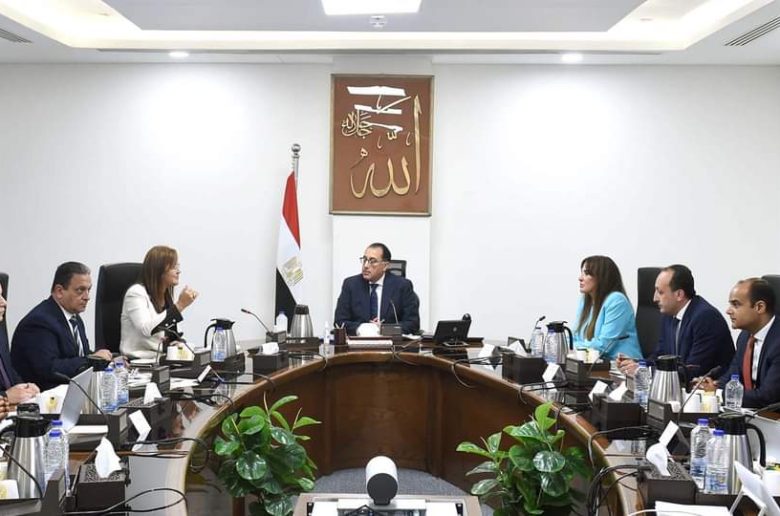 رئيس الوزراء يتابع تسكين الموظفين بالحي الحكومي بالعاصمة الإدارية