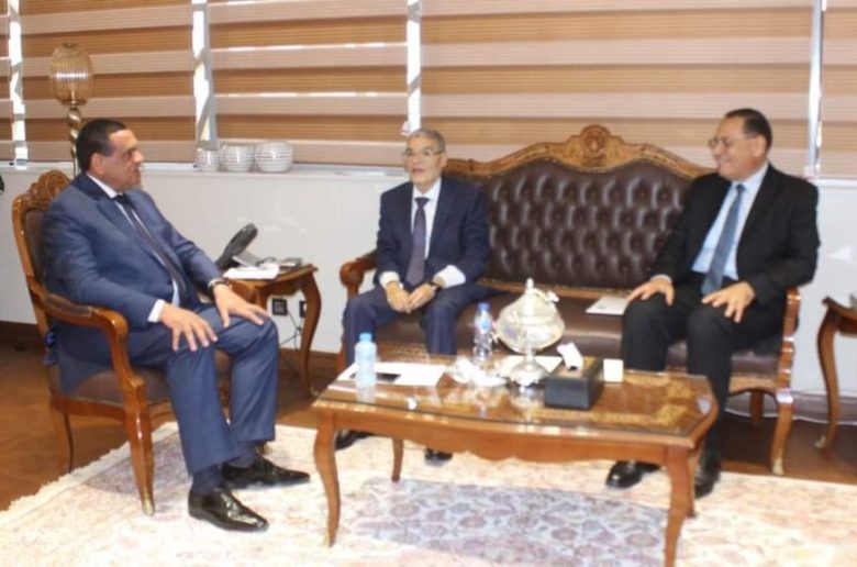 وزير التنمية المحلية يتابع بدء تشغيل المجمعات الحكومية بقري «حياة كريمة»