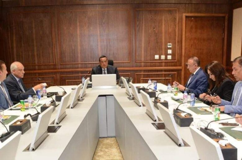 وزير التنمية المحلية يتابع تنفيذ ةلمشروعات التنموية والخدمية في 4 محافظات