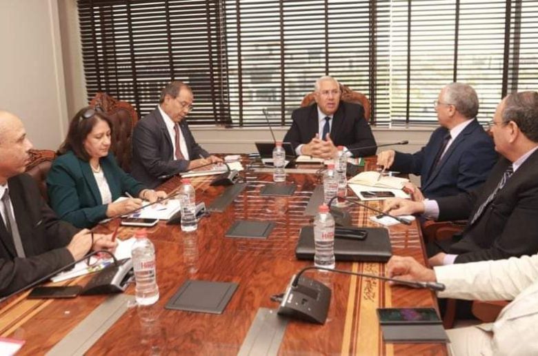 وزير الزراعة يبحث النهوض بقطاع النباتات الطبية والعطرية وتعظيم الاستفادة منها