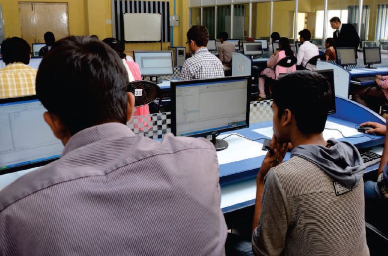 مصاريف كلية علوم الحاسب في الجامعات الخاصة والأهلية 2023