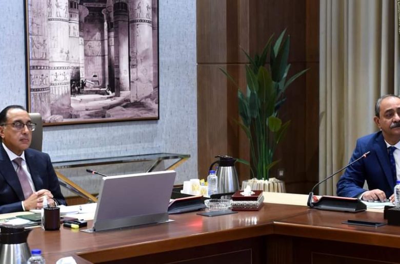 رئيس الوزراء يتابع الموقف التنفيذي لعدد من المشروعات بمحافظة الإسماعيلية