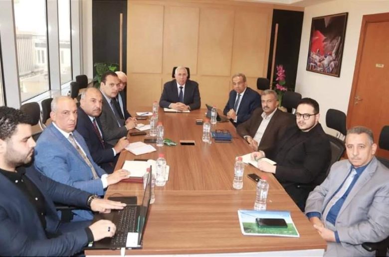 وزير الزراعة يتابع التحول الرقمي وميكنة الخدمات والحصر الالكتروني للمساحات المنزرعة