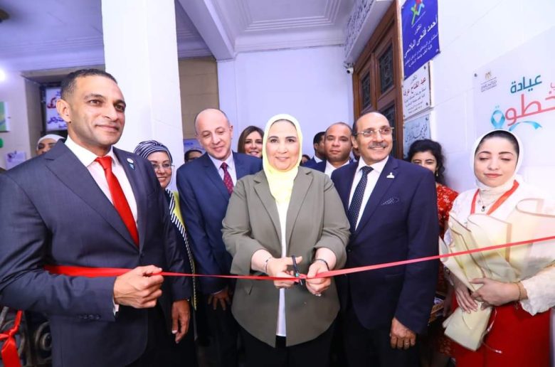 وزيرة التضامن تدشن حملة «رحلة الألف كيلو متر» من محافظة الإسكندرية