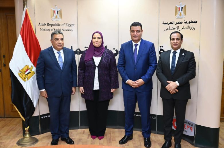 وزارتي الداخلية والتضامن  توقعان بروتوكول تعاون لتأهيل ودمج النزلاء المفرج