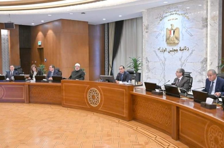 رئيس الوزراء يكلف بالمتابعة المستمرة لمختلف جوانب تنفيذ مبادرة خفض الأسعار