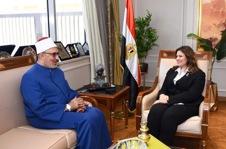 وزيرة الهجرة: نسعى للتعاون مع كافة الجهات للحد من الهجرة غير الشرعية
