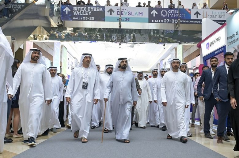 الشيخ محمد بن راشد يفتتح معرض جيتكس