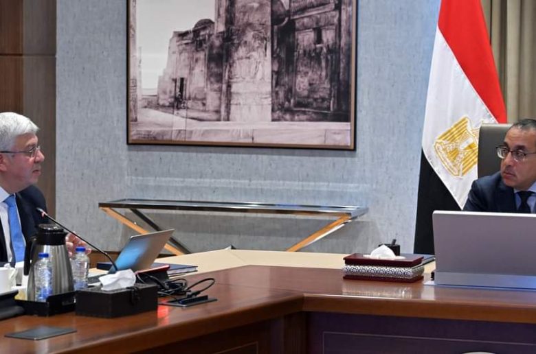 الحكومة: تصميم برامج الجامعات التكنولوجية يتناسب مع سوق العمل