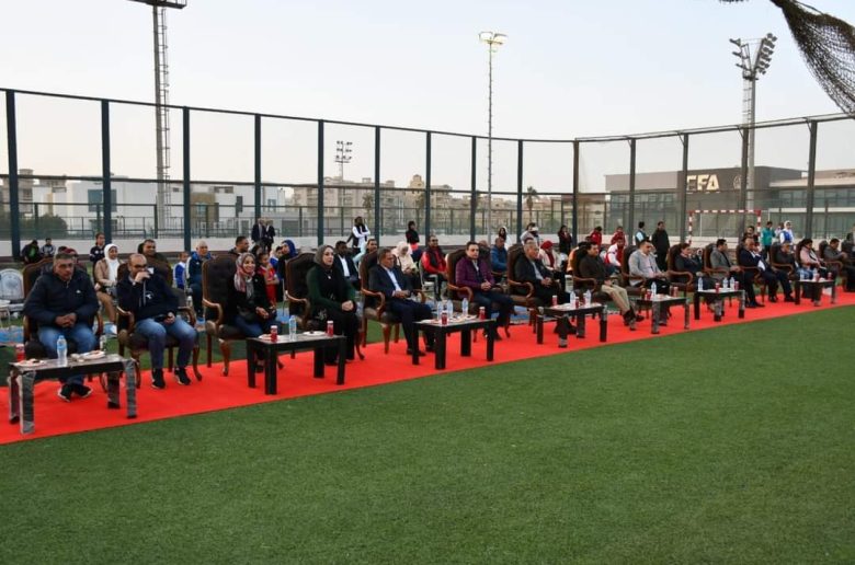 وزير الشباب يشهد اللقاء الختامي للمراكز الرياضية للفتيات