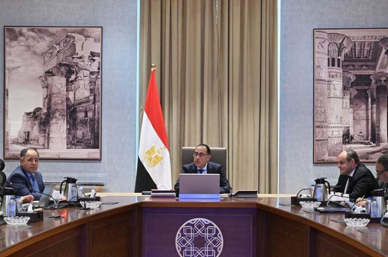 الحكومة: بدء التشغيل التجريبي لمصنع إنتاج إطارات الملاكي فبراير المقبل