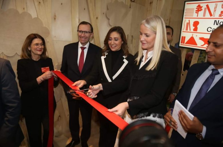 وزيرة الثقافة وأميرة النرويج تشهدان انطلاق البرنامج الثقافي لضيف الشرف بمعرض الكتاب