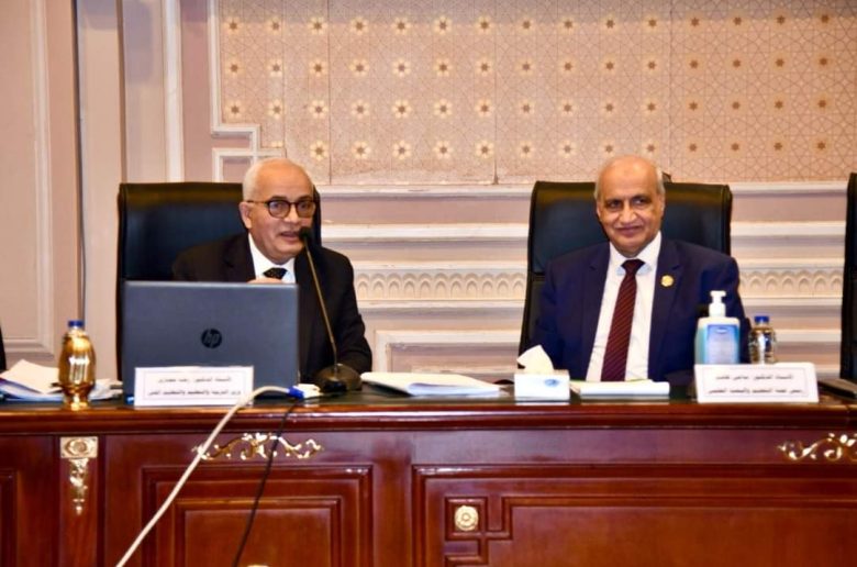 وزير التعليم يستعرض استراتيجية تطوير «الفني» وخطة التوسع في مدارس التكنولوجيا التطبيقية 