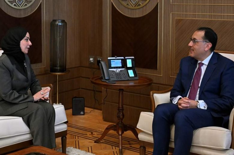 رئيس الوزراء يؤكد عمق العلاقات التاريخية مع البحرين وحرص الحكومة على التعاون الثنائي