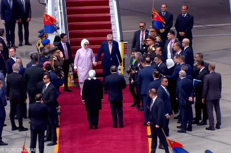 الرئيس السيسي يستقبل نظيره التركي