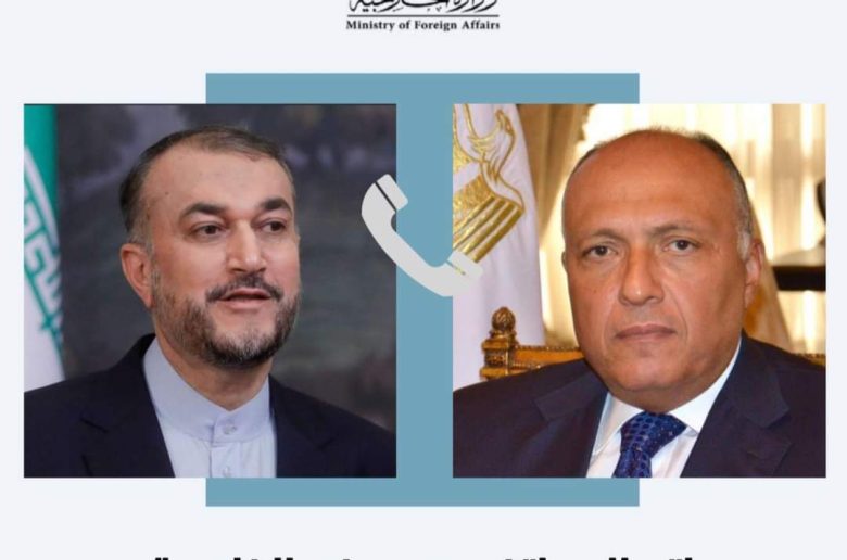 وزير الخارجية يتفق مع نظيره الإيراني على تكثيف الجهود لوقف إطلاق النار