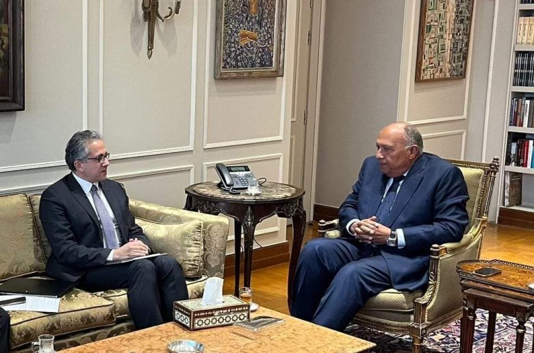 وزير الخارجية يستقبل مرشح مصر لمنصب مدير عام «اليونسكو»