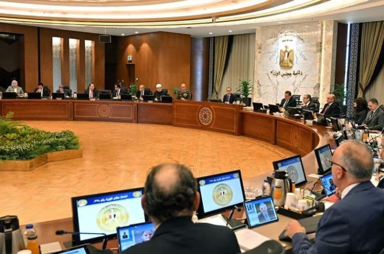 رئيس الوزراء يوجه بمشاركة الوزراء بجلسات المرحلة الثانية من الحوار الوطني