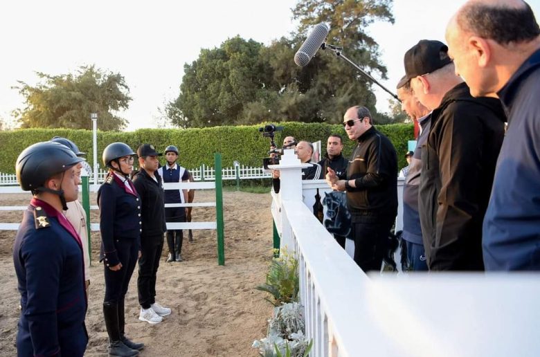 الرئيس السيسي يتفقد الأكاديمية العسكرية المصرية