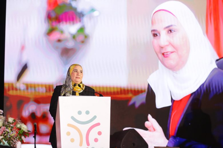 وزيرة التضامن: إجراء حوار مجتمعي حول «استراتيجية التطوع» منتصف مايو