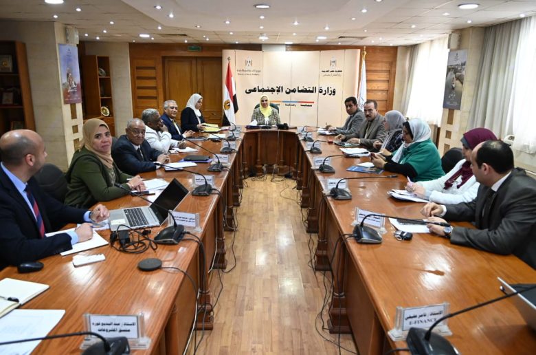 وزيرة التضامن: الانتهاء من إعداد المسودة الأولى لاستراتيجية حماية العمالة غير المنتظمة