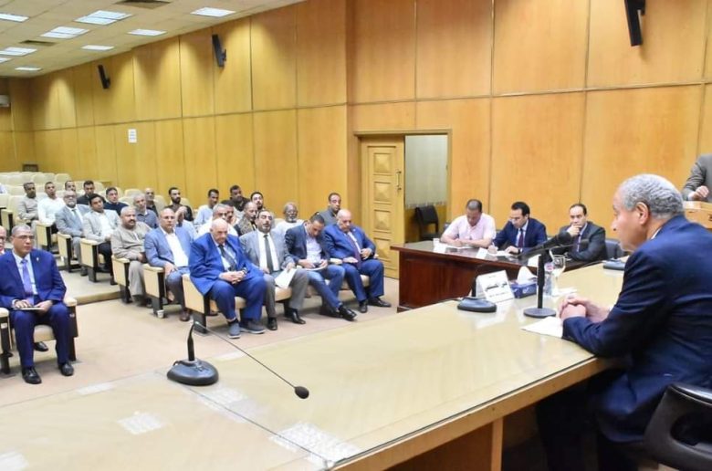 وزير التموين: الإعلان عن الأوزان والأسعار الخاصة بالعيش السياحي خلال أسبوع