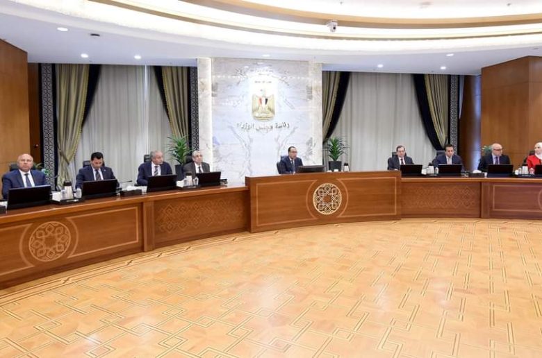 رئيس الوزراء يتابع موقف تدقيق أعداد اللاجئين وتكلفة خدمات الدولة لرعايتهم