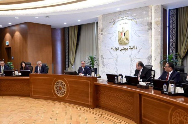رئيس الوزراء: نتابع عبر فرق العمل والرصد انخفاض أسعار السلع المختلفة بالأسواق