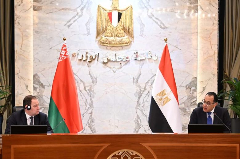 رئيسا وزراء مصر وبيلاروسيا يترأسان جلسة مباحثات لمناقشة ملفات التعاون