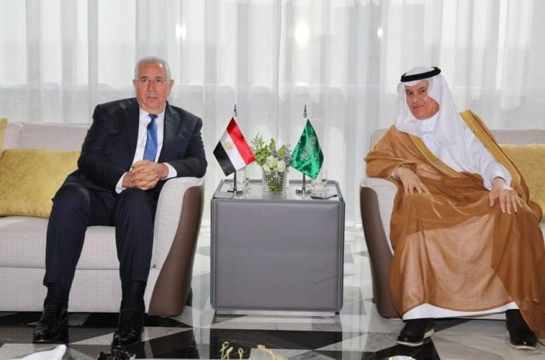 وزير الزراعة يبحث مع نظيره السعودي التعاون المشترك بمجال الصادرات الزراعية