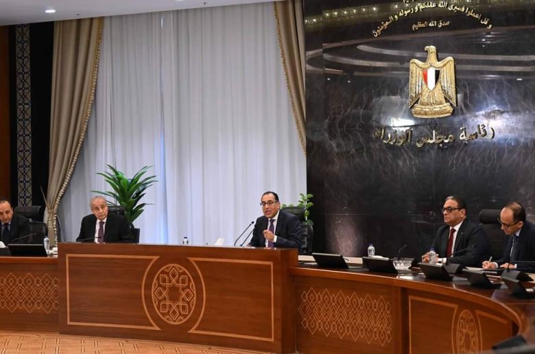 رئيس الوزراء: الدولة ستظل ملتزمة بوجود الدعم خاصة في السلع الأساسية