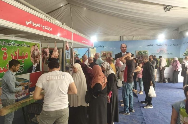 وزارة الزراعة: إقبال على معرض «خير مزارعنا لأهالينا» بتخفيضات تصل إلى 50%