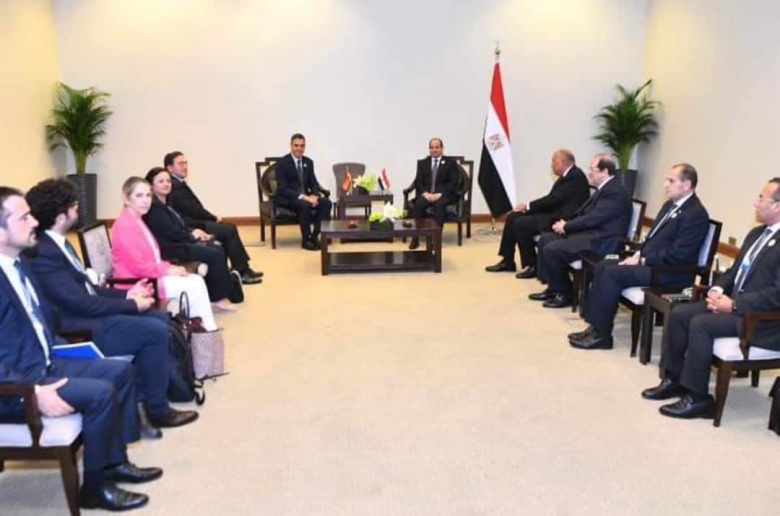 الرئيس السيسي ورئيس وزراء إسبانيا يبحثان سبل تكثيف نفاذ المساعدات الإغاثية لغزة